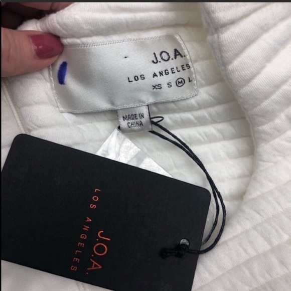 NWT J.O.A. Fit and Flare Dress- White - Picture 5 of 6